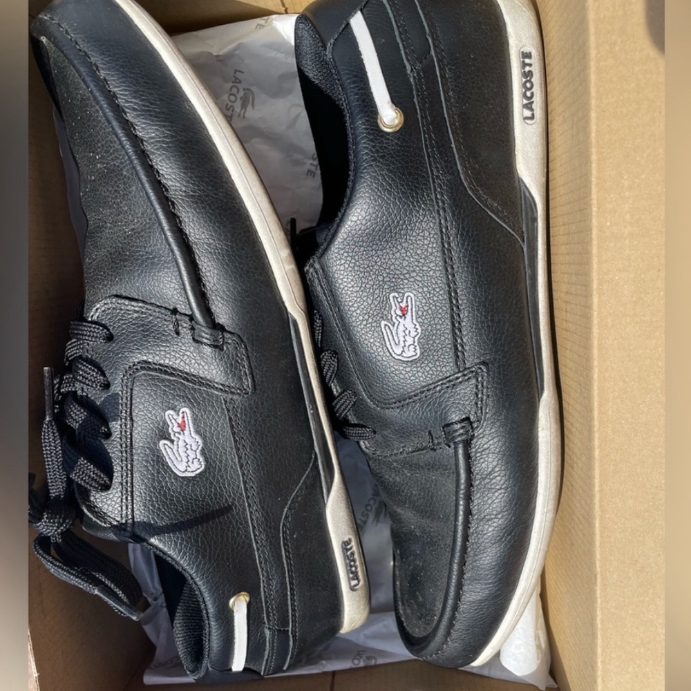 Lacoste shoes - Picture 4 of 5